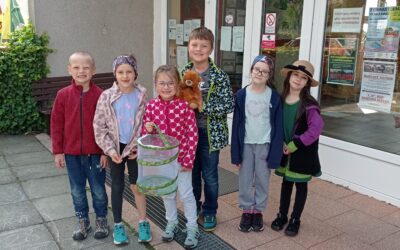 Motýlci letí do světa