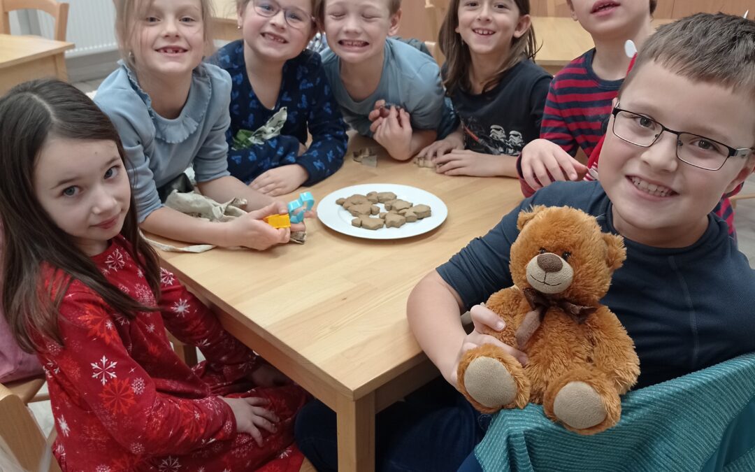 Pečení perníčků s Alfredem a Medouškem