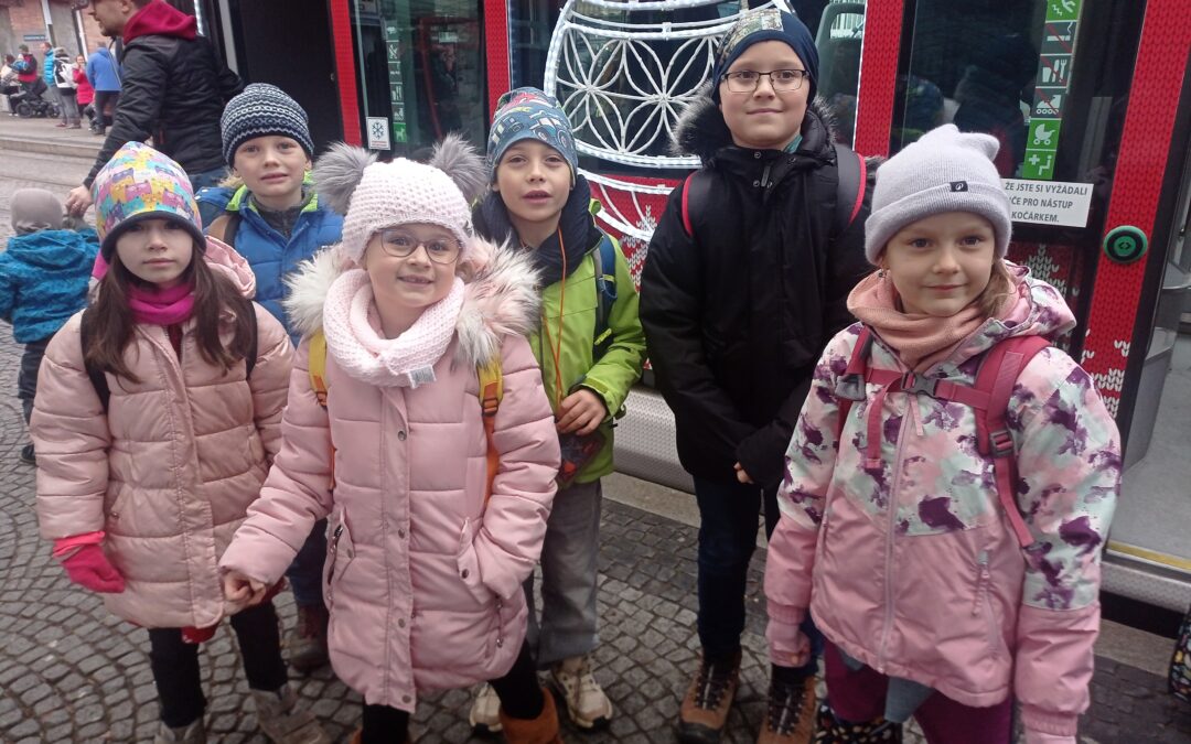 Betlémská hvězda a Adventní trhy